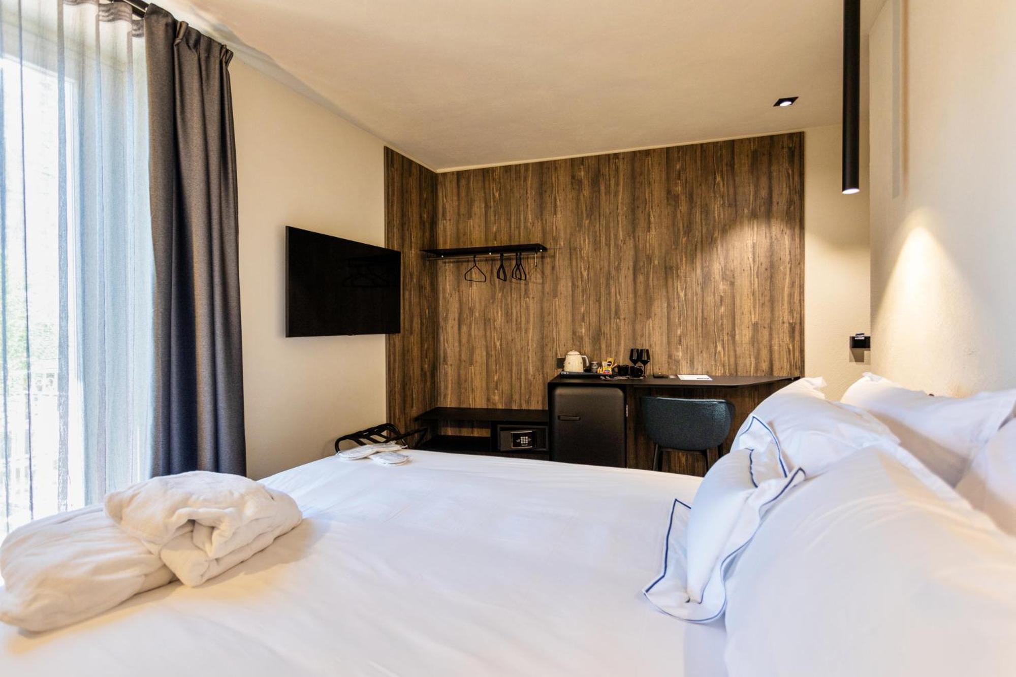Etrus Boutique Room Amalfi Buitenkant foto