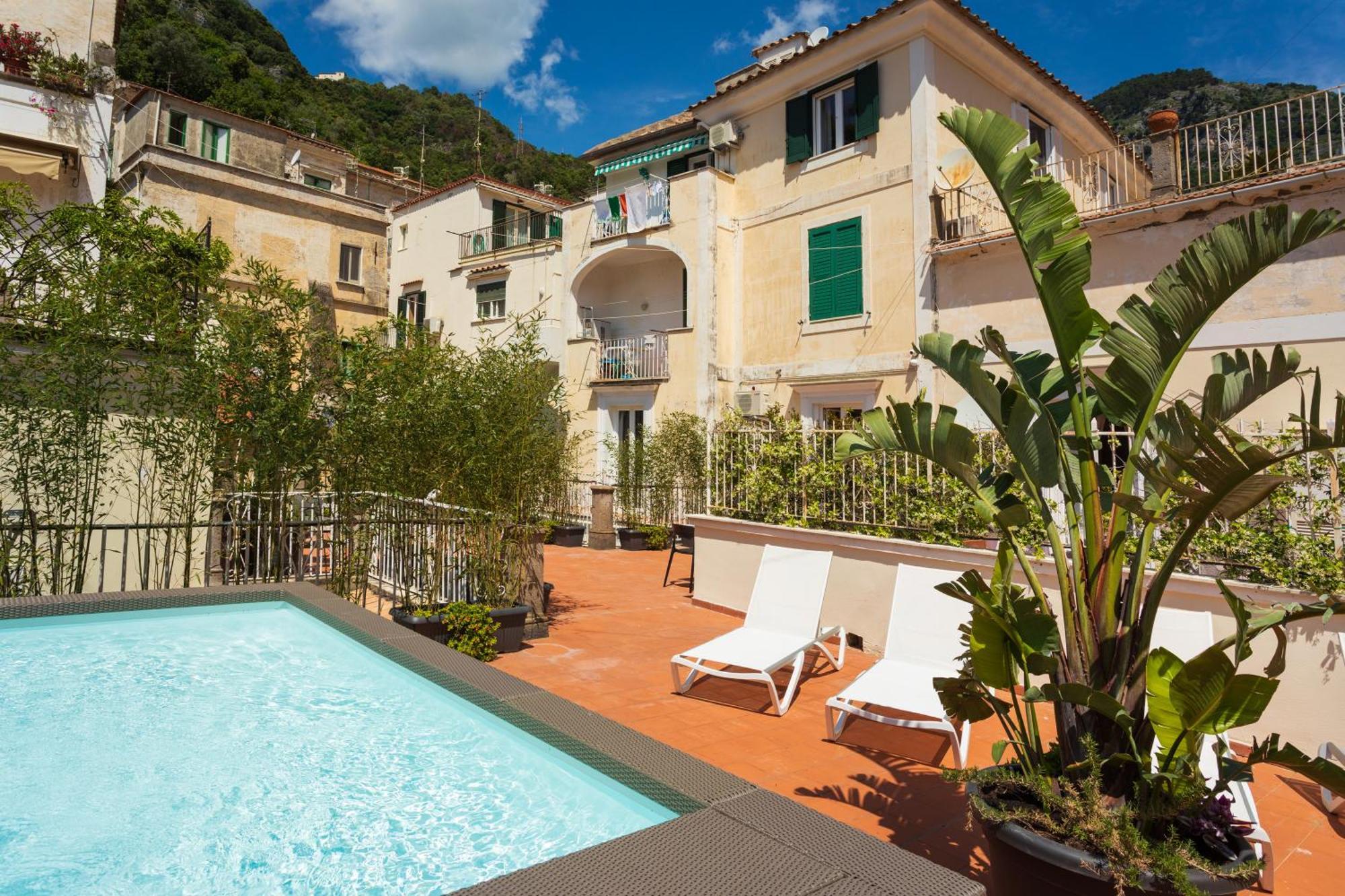 Etrus Boutique Room Amalfi Buitenkant foto